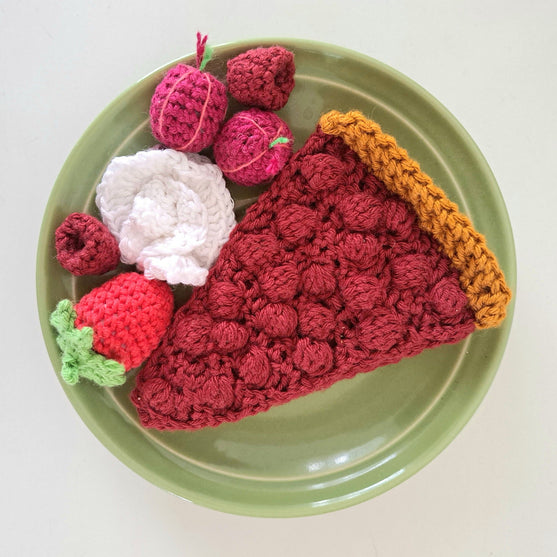 Kuchen mit roten Beeren
3