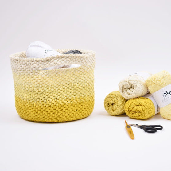 Gehäkelte Garntasche - Ton in Ton
4