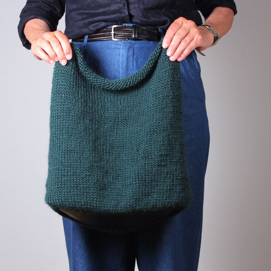 Gefilzte Tasche mit Festem Boden
4