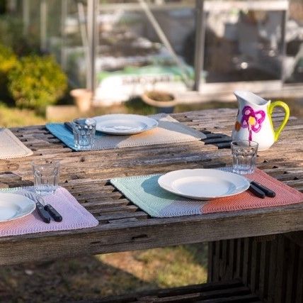 Bistrup - Schräge Setzdeckchen
2