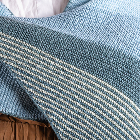 Metorit - Asymmetrisches Schultertuch
4