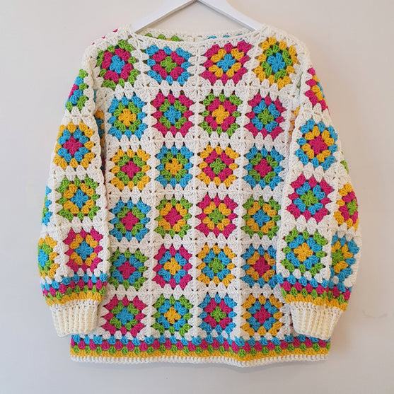 Flower Garden - Pullover
6