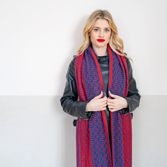 Velvet Vines – Schal
4