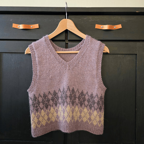 Diamond - V-Pullunder
5