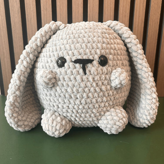 Mr. Bun - Amigurumi
3