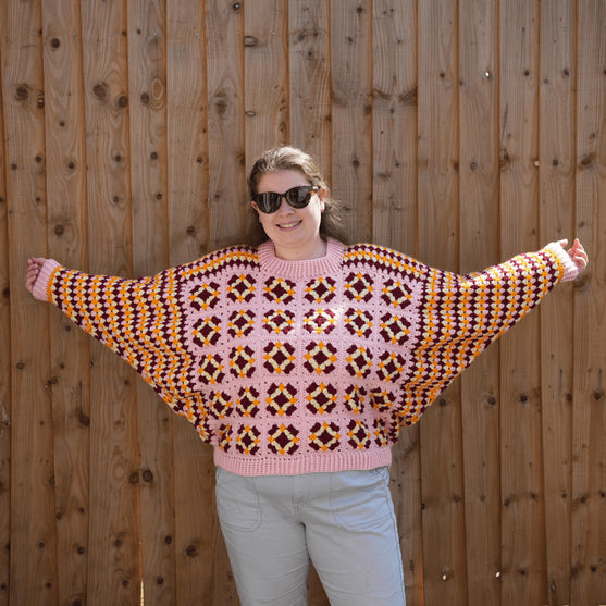 Boxy Bloom - Pullover
2
