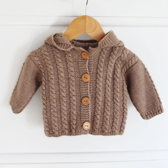 Kapuzenjacke mit Zopfmuster - Baby
3