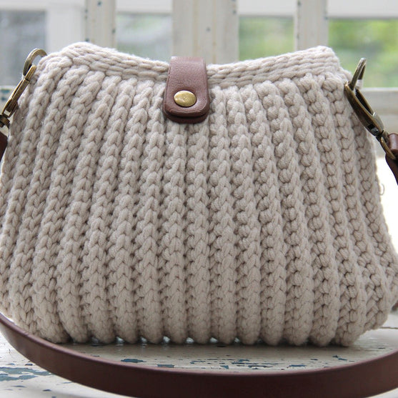Rib Stitch Tasche
5