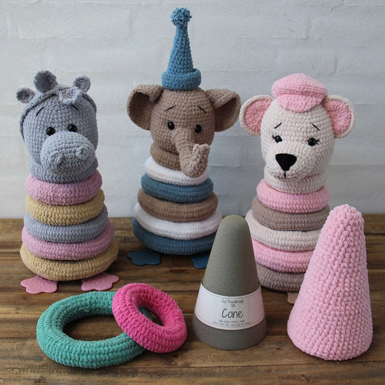 Gestapelte Tiere - Happy
2