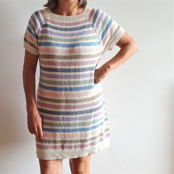 Zara - Gestreiftes Kleid
2