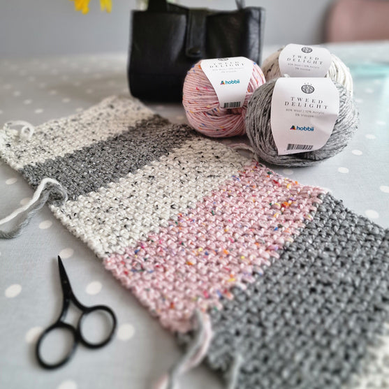 Delicate Moss Stitch - Tischläufer
4
