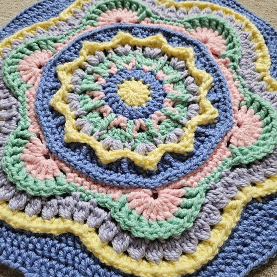 Mini Mandala - Teppich
5