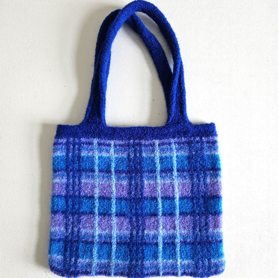 Für-Alltag-und-Fest - Gefilzte Tasche
3