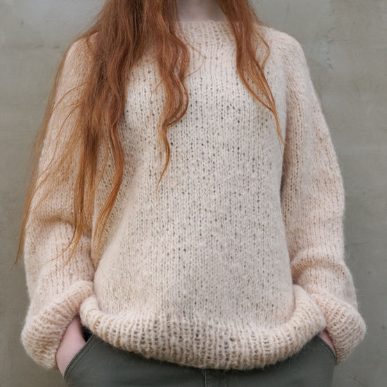 Celestia Sand - Pullover
5