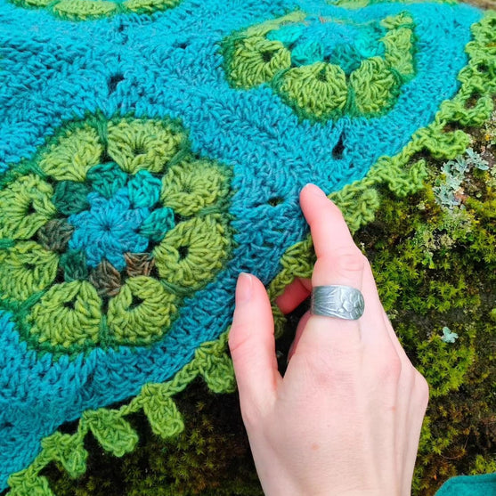 Blooming Garden - Tuch
5