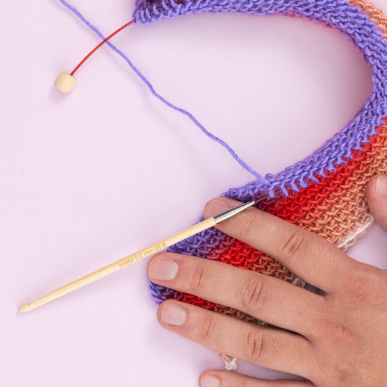 Tunesische Bambushäkelnadel mit Seil – 50 cm - Hobbii
3