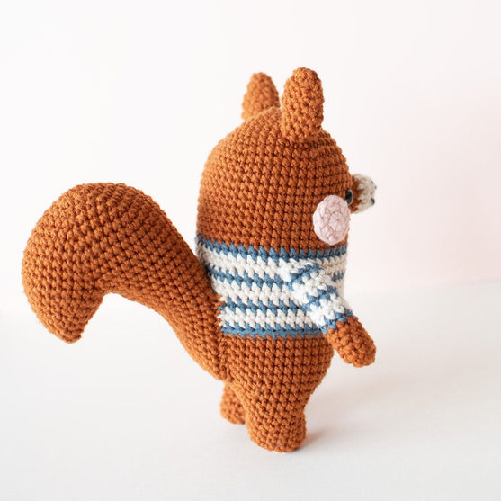 Bruno Squirrel - Häkelset
5