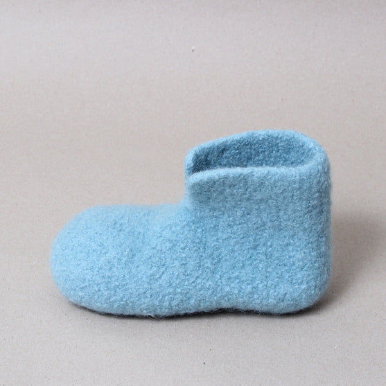 Chip - Gestrickte Kinderhausschuhe
7