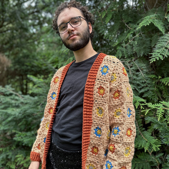 Floral Fusion - Herren-Cardigan
3