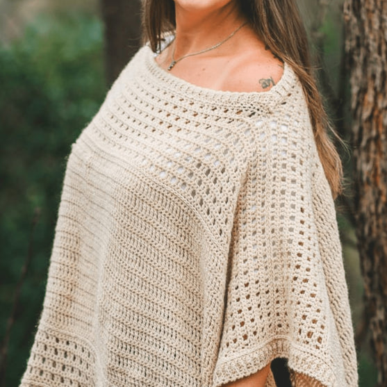 Freya - Poncho
5