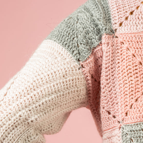 Hello Squares - Pullover
5