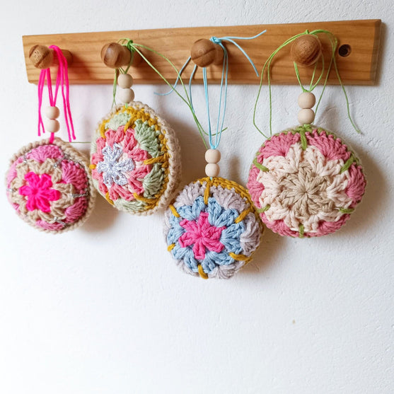 Skina - Weihnachtskugeln
7