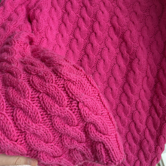 Easy Cable Sweater - Pullover
4