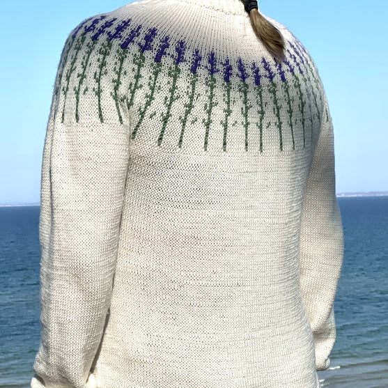 Lavender - Pullover
2