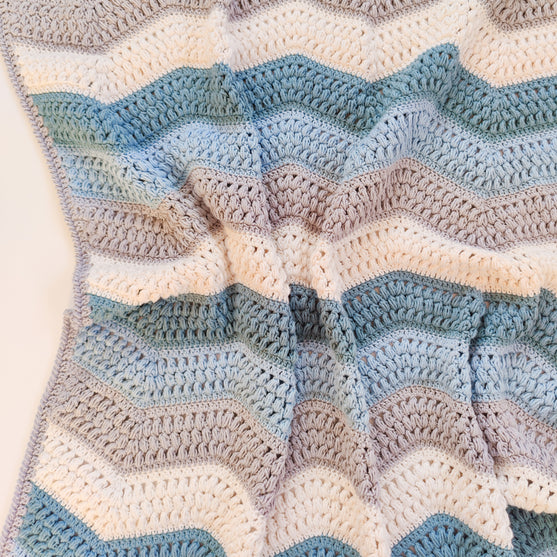 Calming Puff Wave - Decke
3