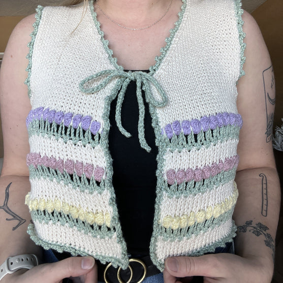 Meadow of Tulips - Weste
2