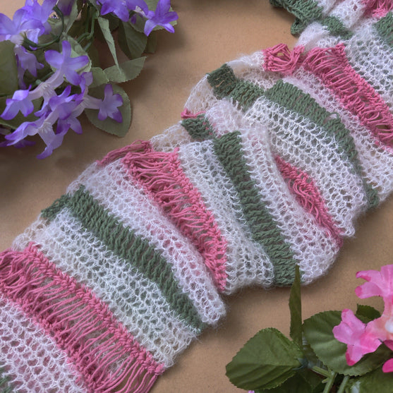 Frühlingsblüte – Schal
5