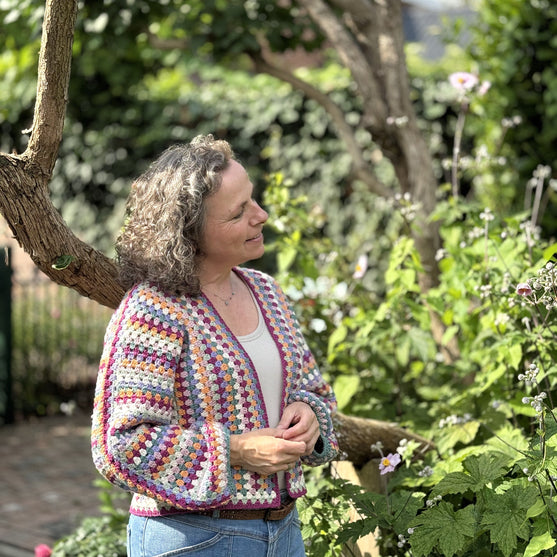 Oh So Colorful Granny - Strickjacke
3