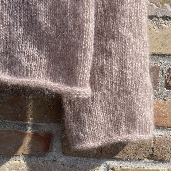 Summer Lotus - Pullover
7