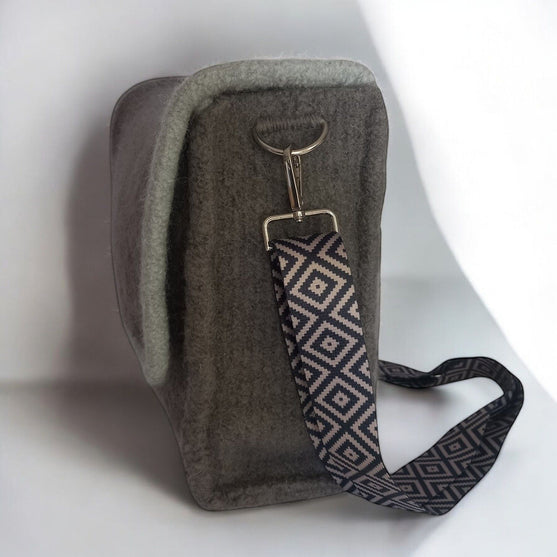 Jess - Gefilzte Tasche
2