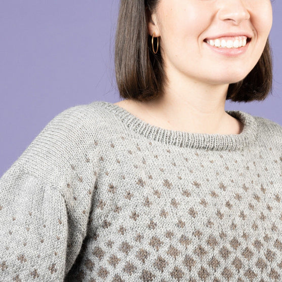 Maggie - Sweater mit Muster
7