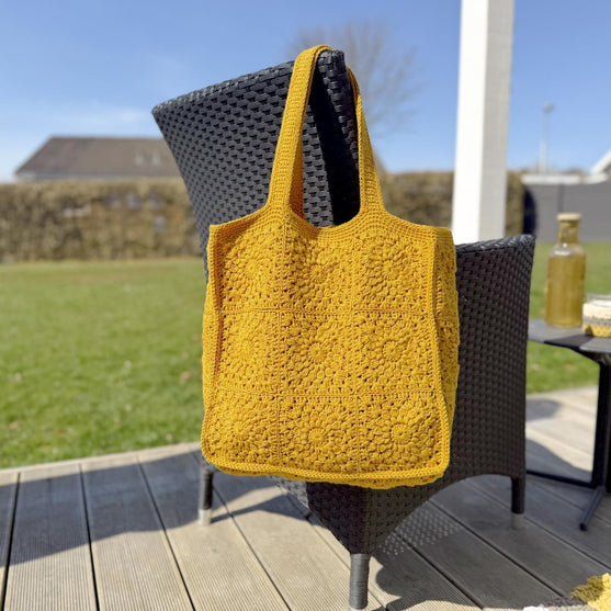 Nordic Bloom - Tasche
5