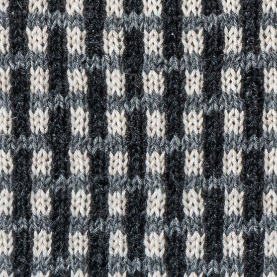 Norge - Kissen mit geflochtenen Streifen
6