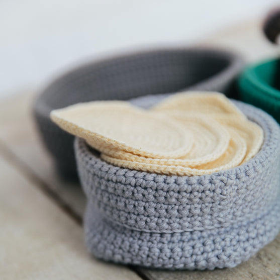 Abschmink-Pads und Make-up-Körbchen
4