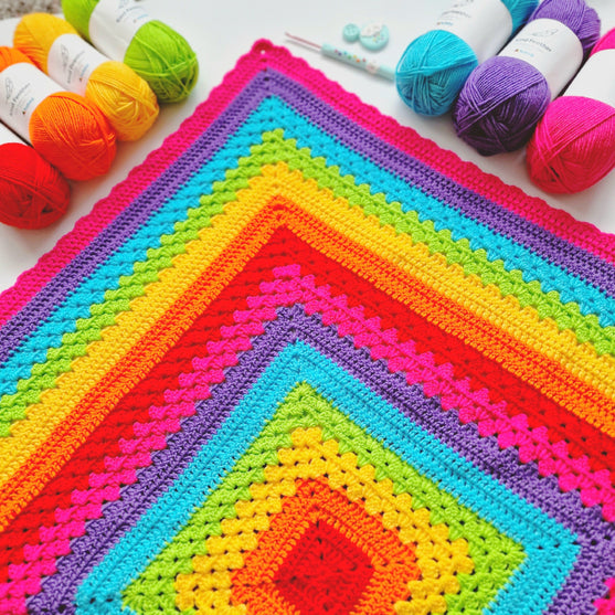 Granny’s Gone Rogue - Decke
3