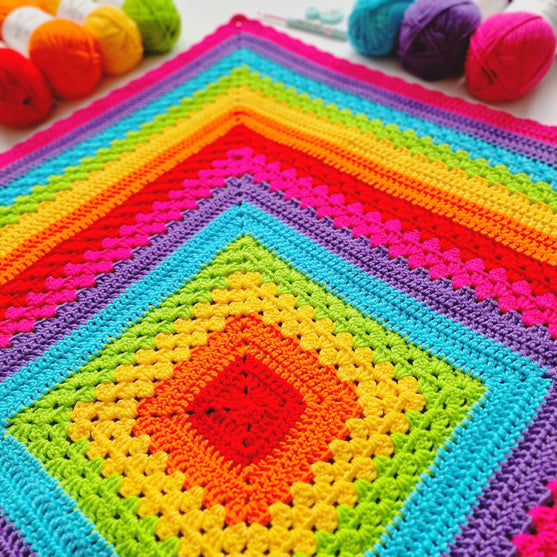 Granny’s Gone Rogue - Decke
2