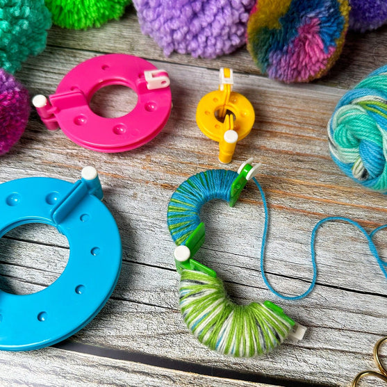 Hoop Herstellungs Set für Pompon - Hobbii
4