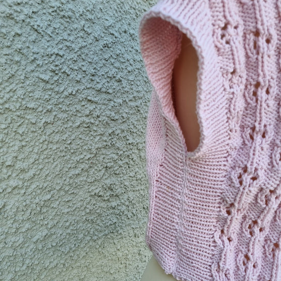 Winsome Wenlynn - Top
5