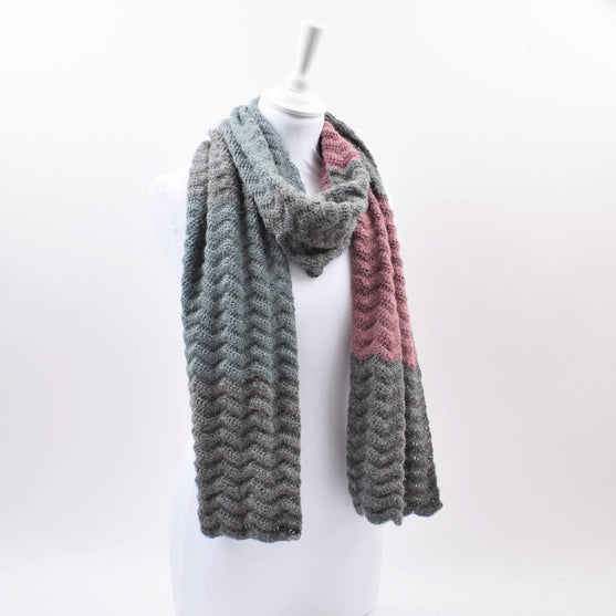 Alpaca Waves Schal
7