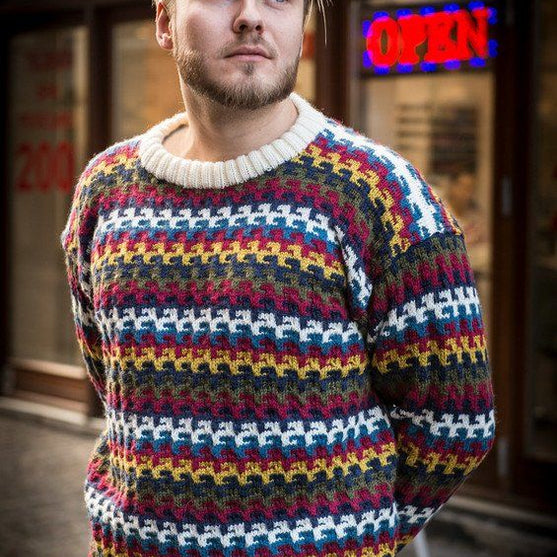 

H1720 - Bunter Herrenpullover
1