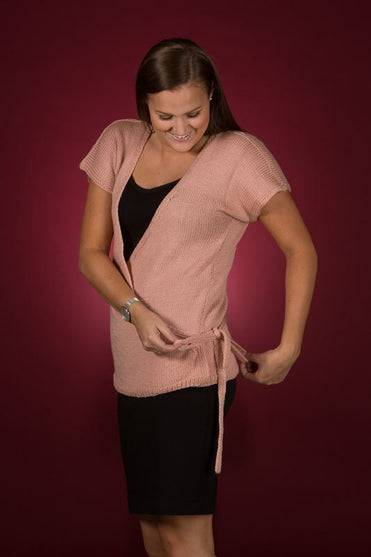 

1529 – Wickeljacke mit Flügelärmeln
1