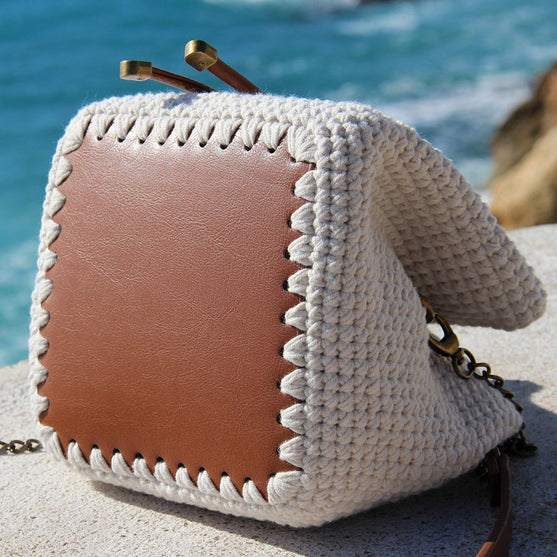 

Taschenboden / Körbchenboden - Black - Go Handmade
3