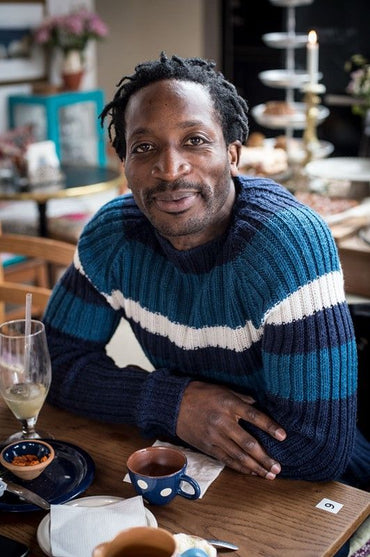 

H1703 - Herrenpullover mit Rippen
1