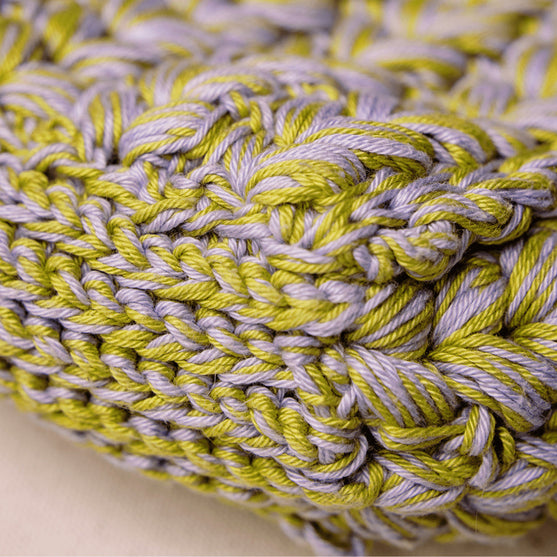 

Vitreous - Tasche aus Puffmaschen - Häkelset
4