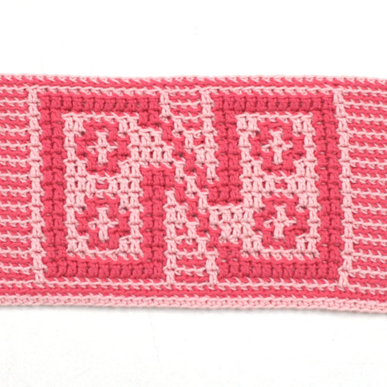 

Hooked on You - Schal
15