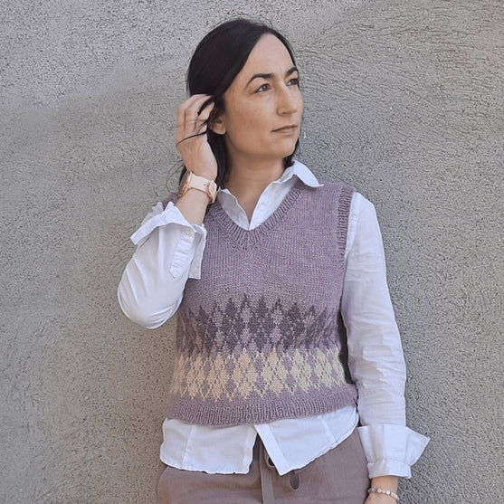 

Diamond - V-Pullunder
1